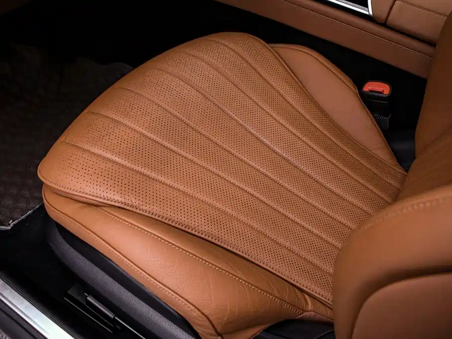 Mercedes-Benz S-Class — миниатюра 14