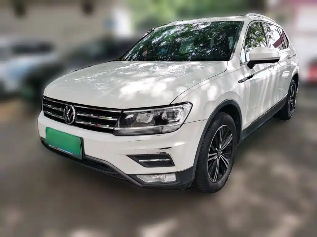 Volkswagen Tiguan L — миниатюра 2