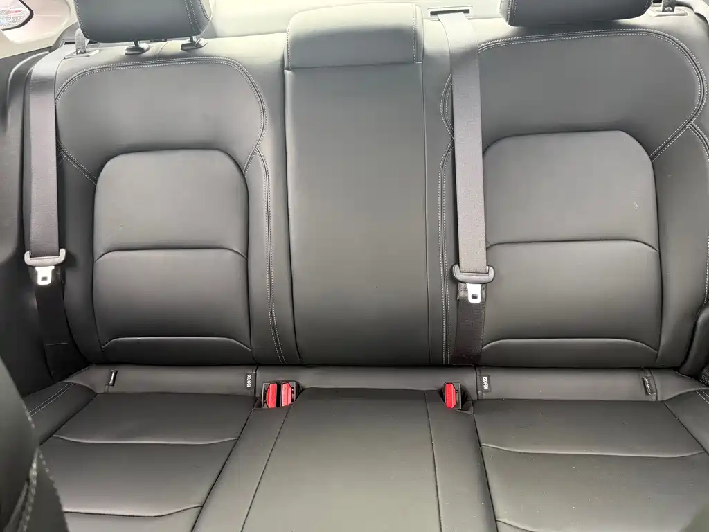 Geely Emgrand — миниатюра 8