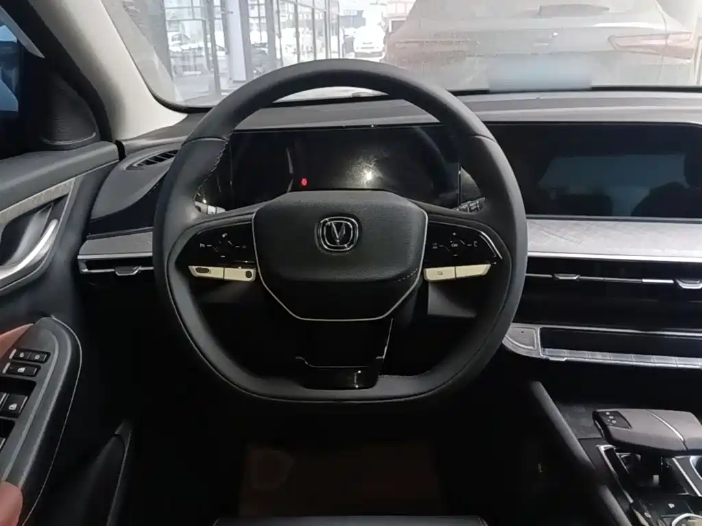 Changan Eado — миниатюра 11
