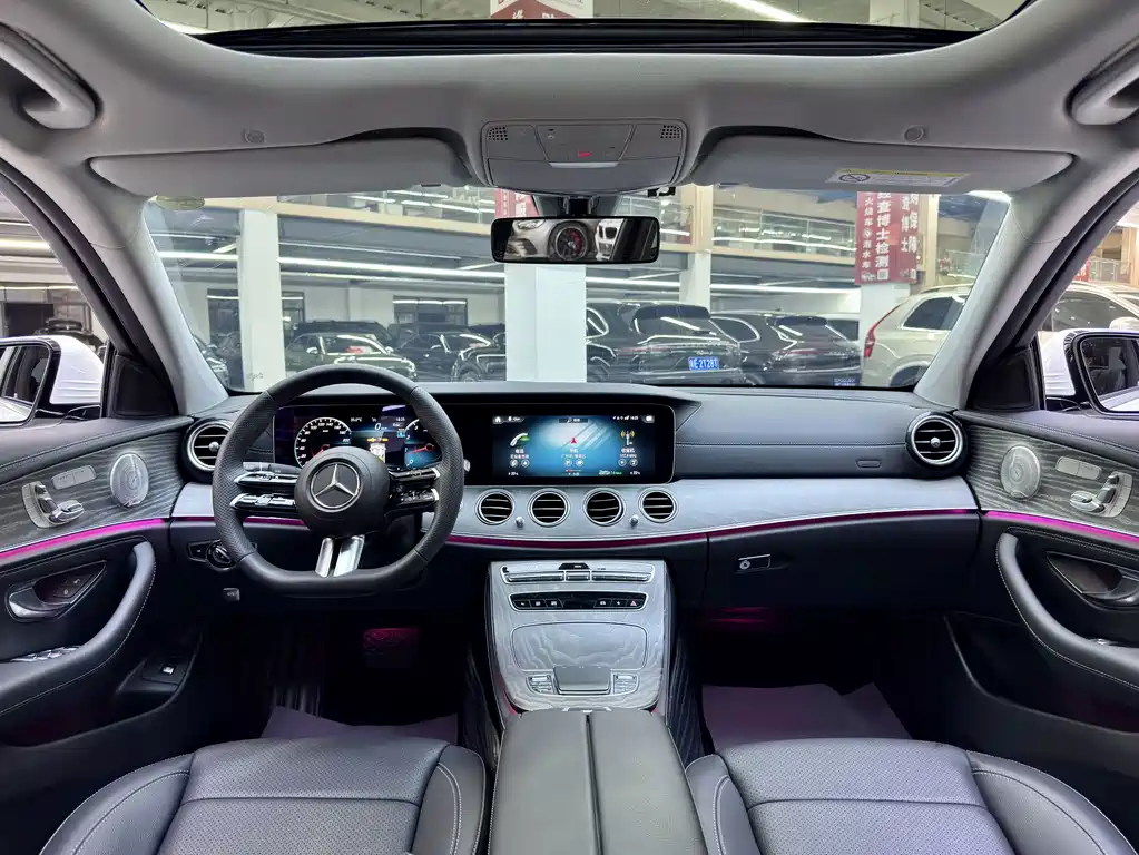 Mercedes-Benz E-Class — миниатюра 7