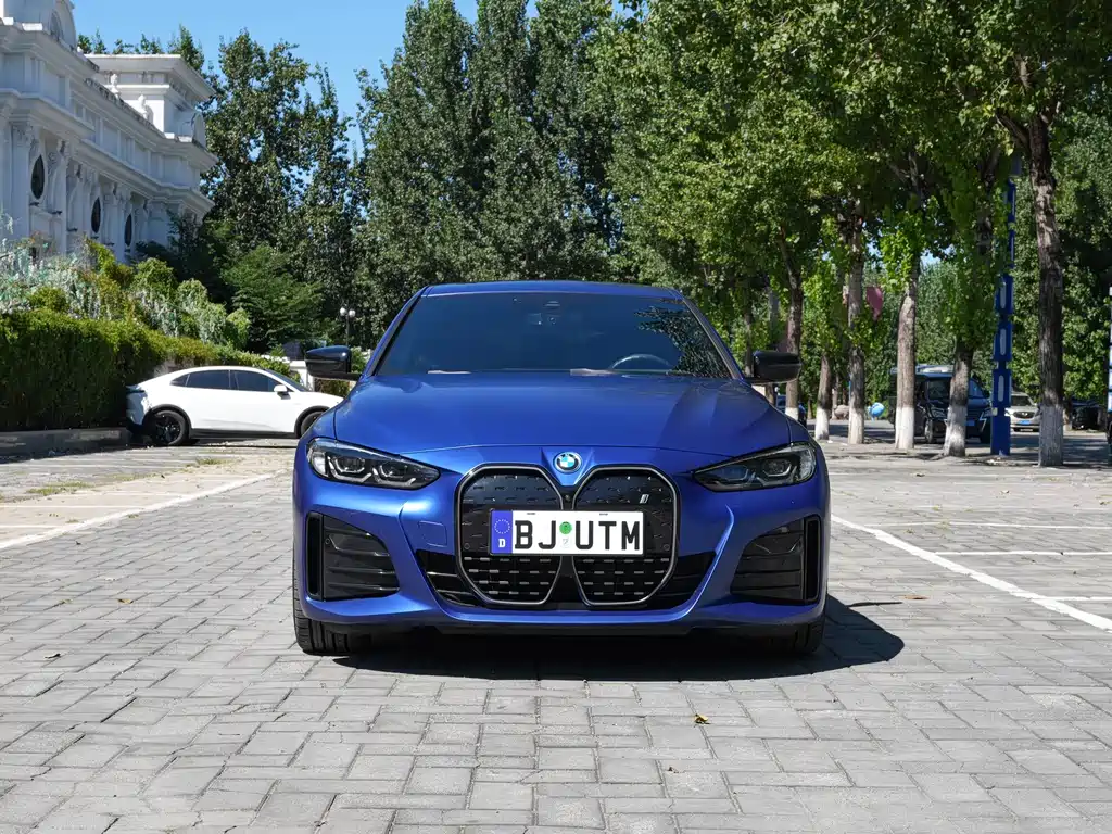 BMW i4 — миниатюра 2