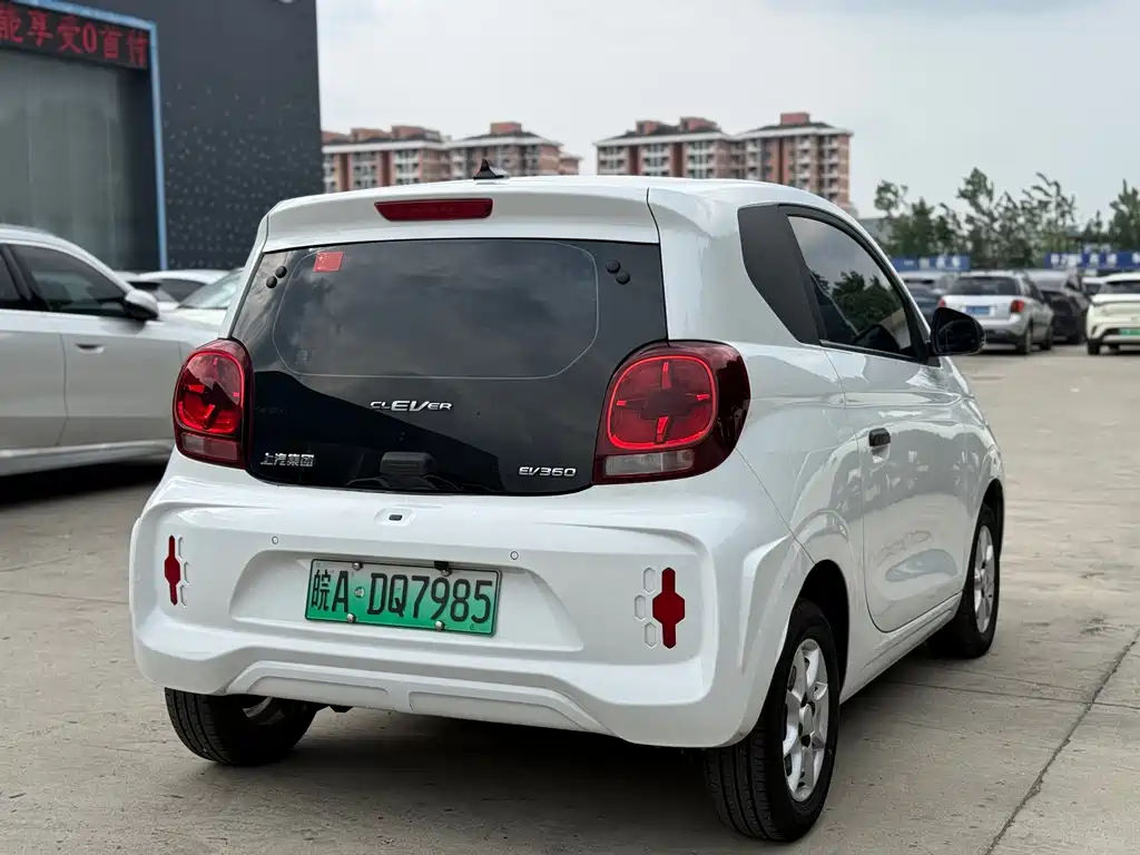 Roewe Clever — миниатюра 11