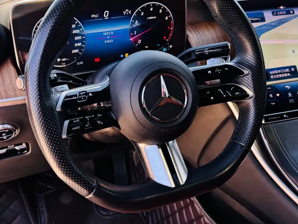 Mercedes-Benz GLC — миниатюра 12