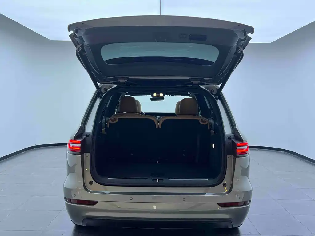 Li Auto Li ONE — миниатюра 34