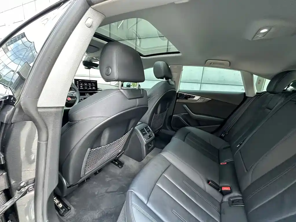 Audi A5 (Import) — миниатюра 18