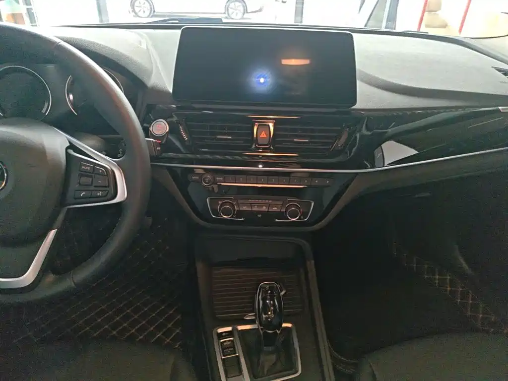BMW 1 Series — миниатюра 13