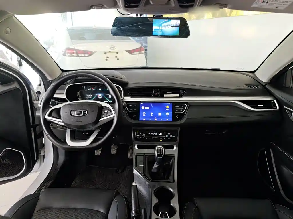 Geely Emgrand — миниатюра 10