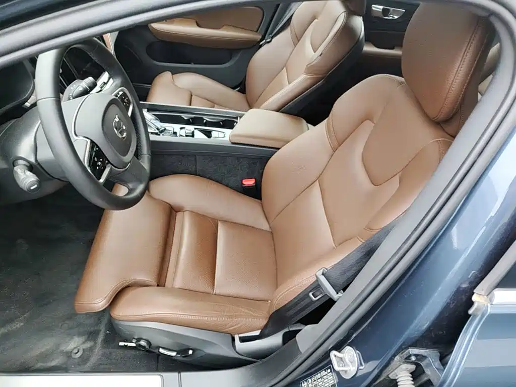 Volvo S60 — миниатюра 20