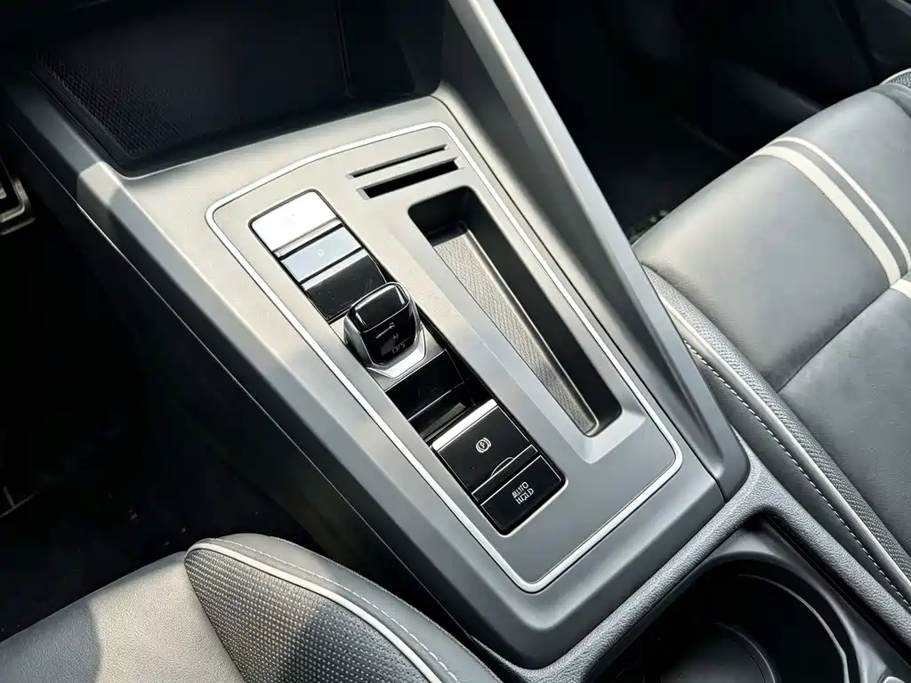 Volkswagen Golf — миниатюра 15