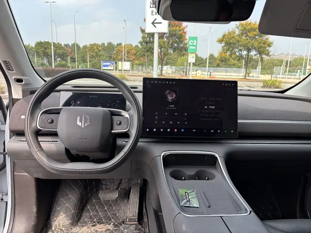 Leapmotor Leapmotor C11 — миниатюра 5