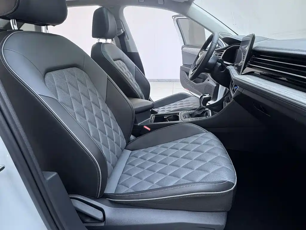 Volkswagen Sagitar — миниатюра 16