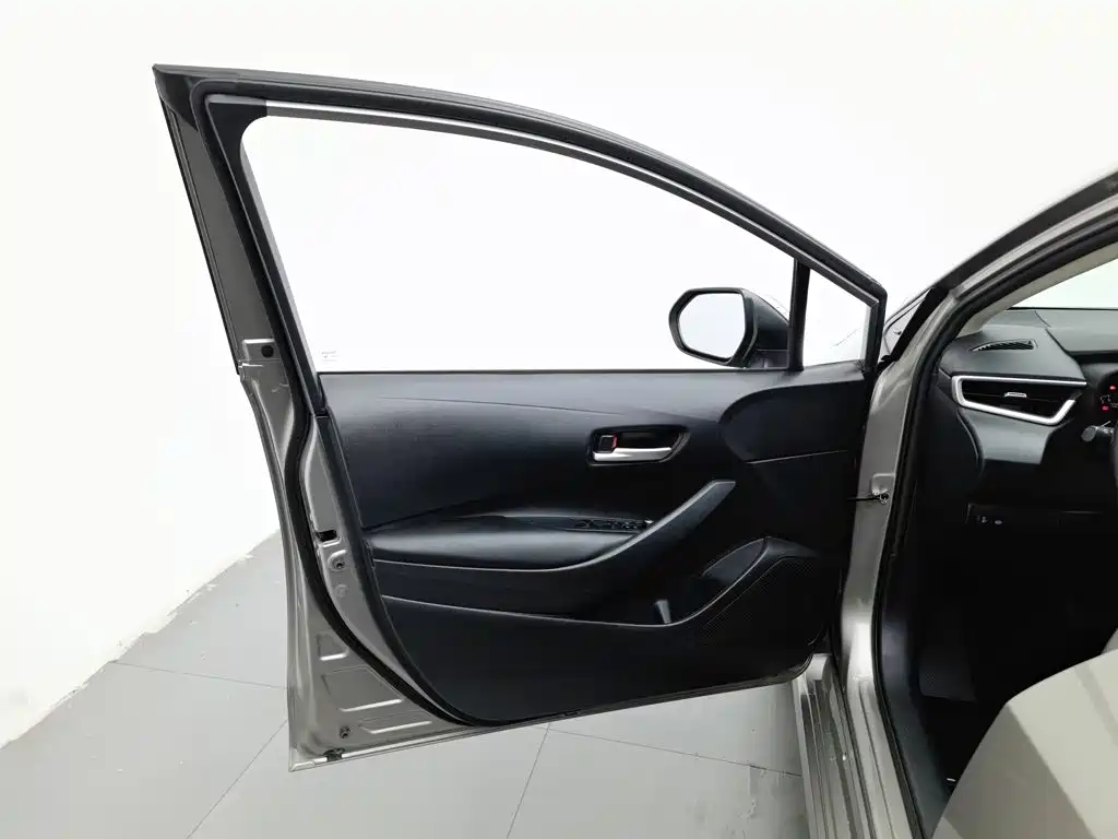 Toyota Corolla — миниатюра 8