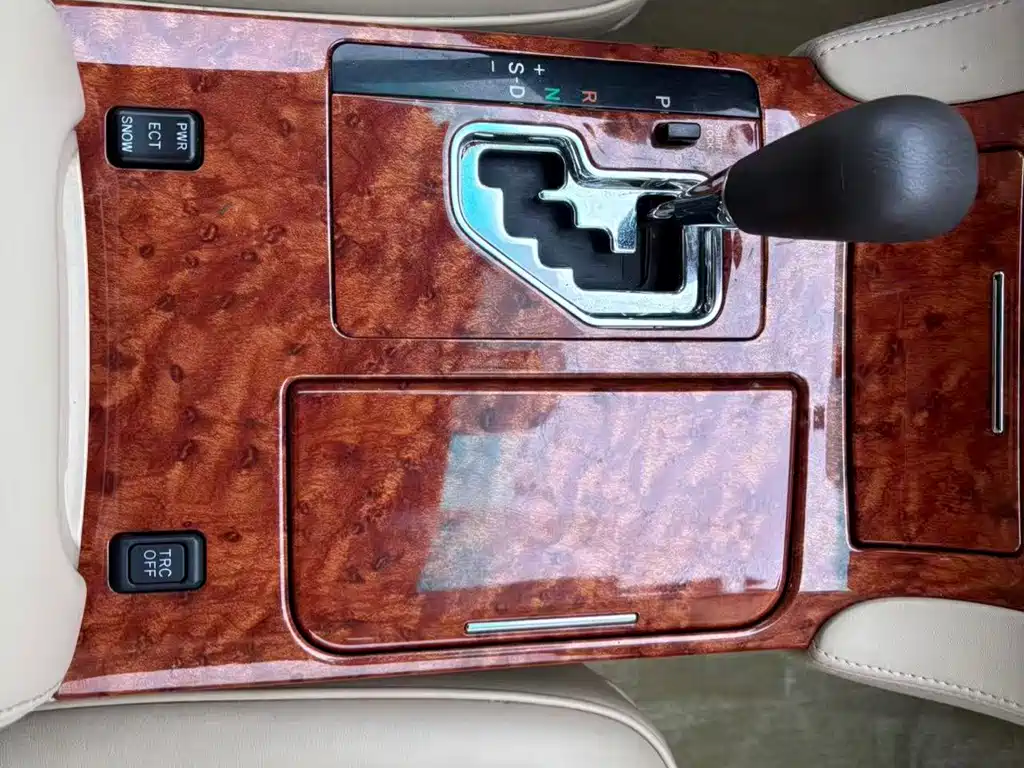 Toyota Crown — миниатюра 12