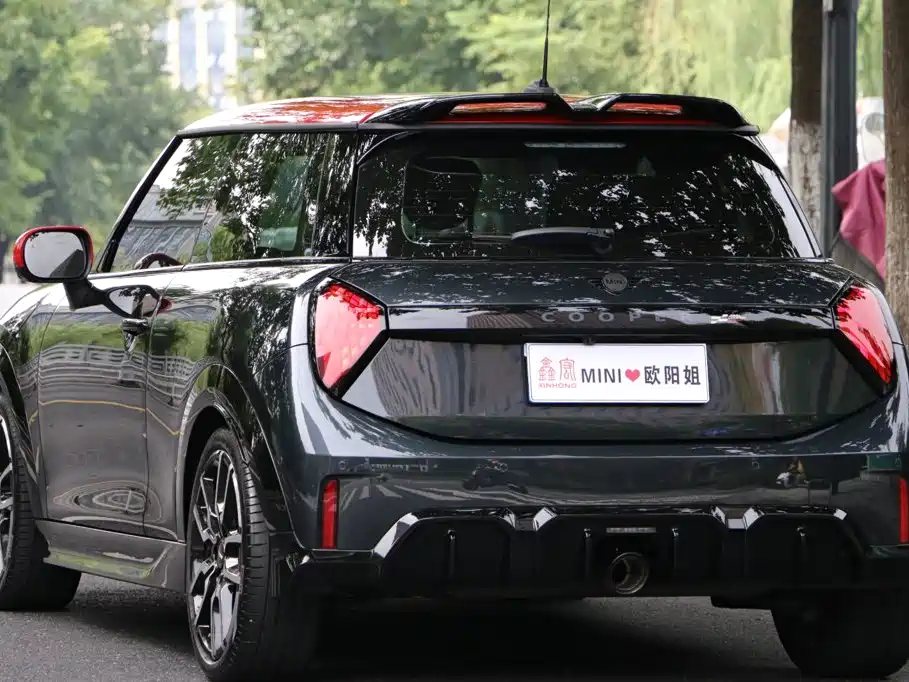 Mini JCW 2025 JOHN COOPER WORKS