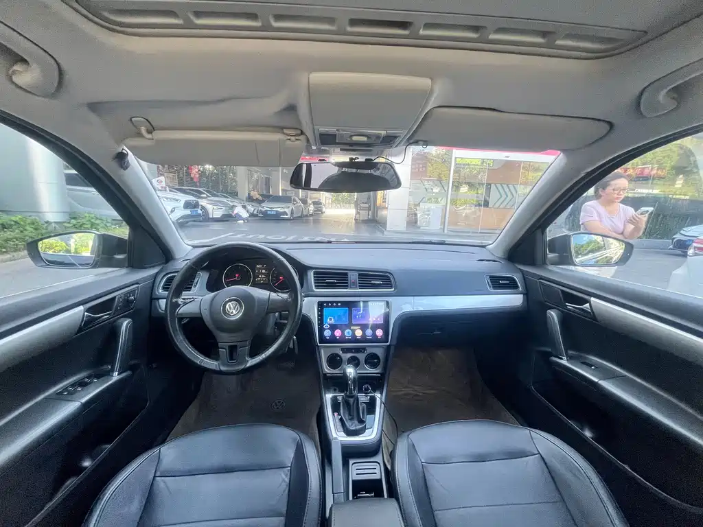 Volkswagen Lavida — миниатюра 7