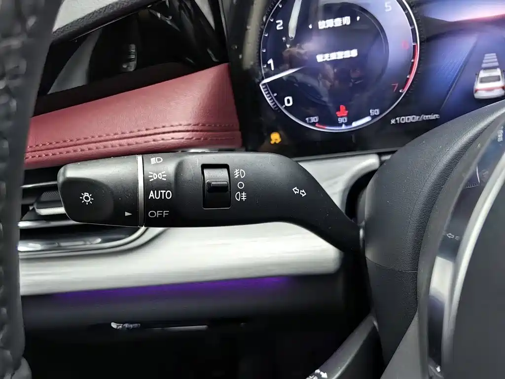 Hongqi Hongqi H5 — миниатюра 21