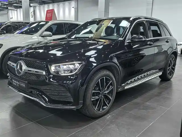 MERCEDES-BENZ  GLC