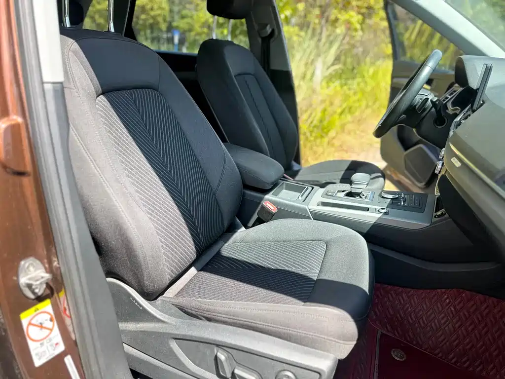 Audi Q5L — миниатюра 19