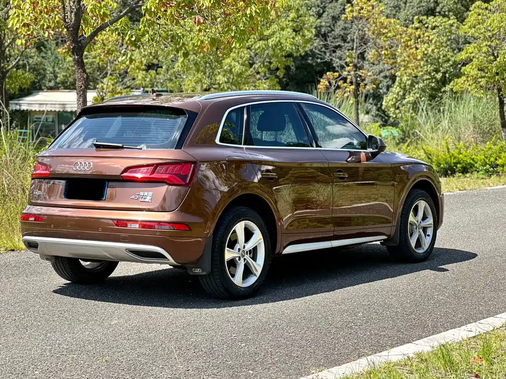 Audi Q5L — миниатюра 26
