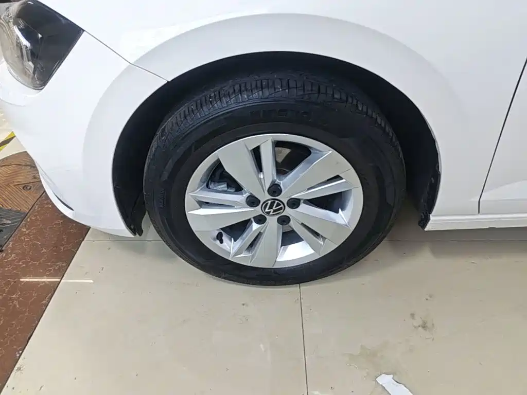 Volkswagen Polo — миниатюра 23