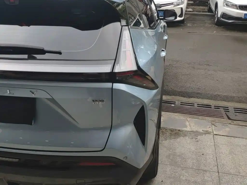 Geely Boyue — миниатюра 8