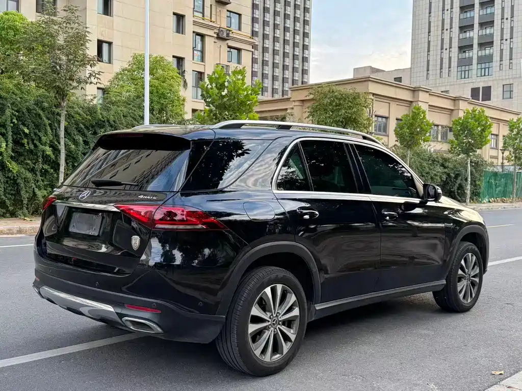 Mercedes-Benz GLE (Import) — миниатюра 9