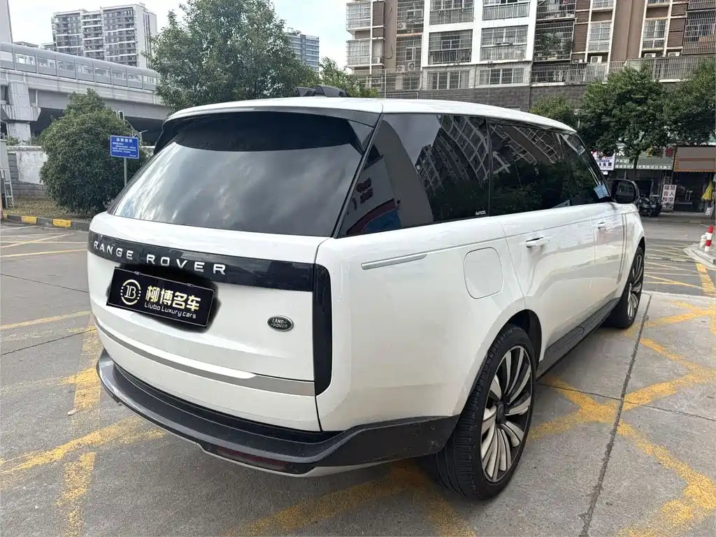 Land Rover Range Rover — миниатюра 6