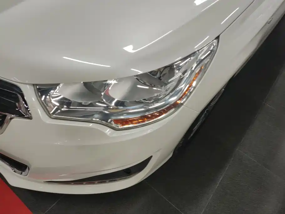 Citroen C4L — миниатюра 5