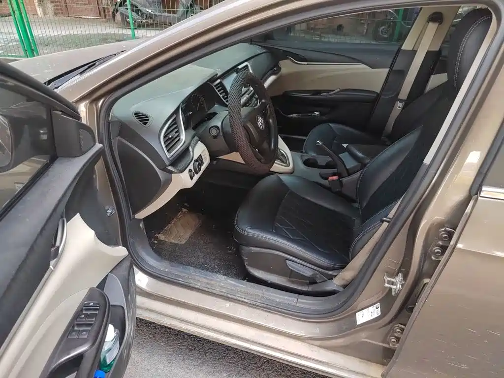 Buick Excelle — миниатюра 14