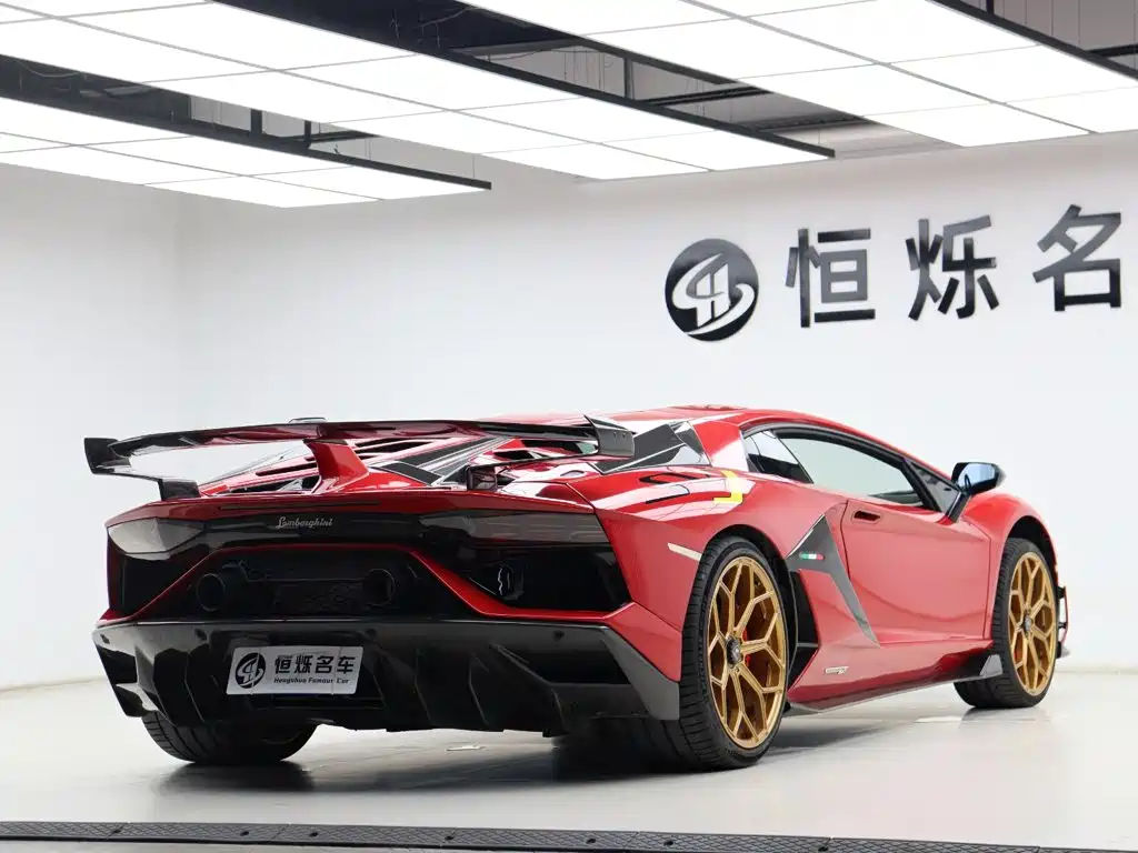 Lamborghini Aventador — миниатюра 18