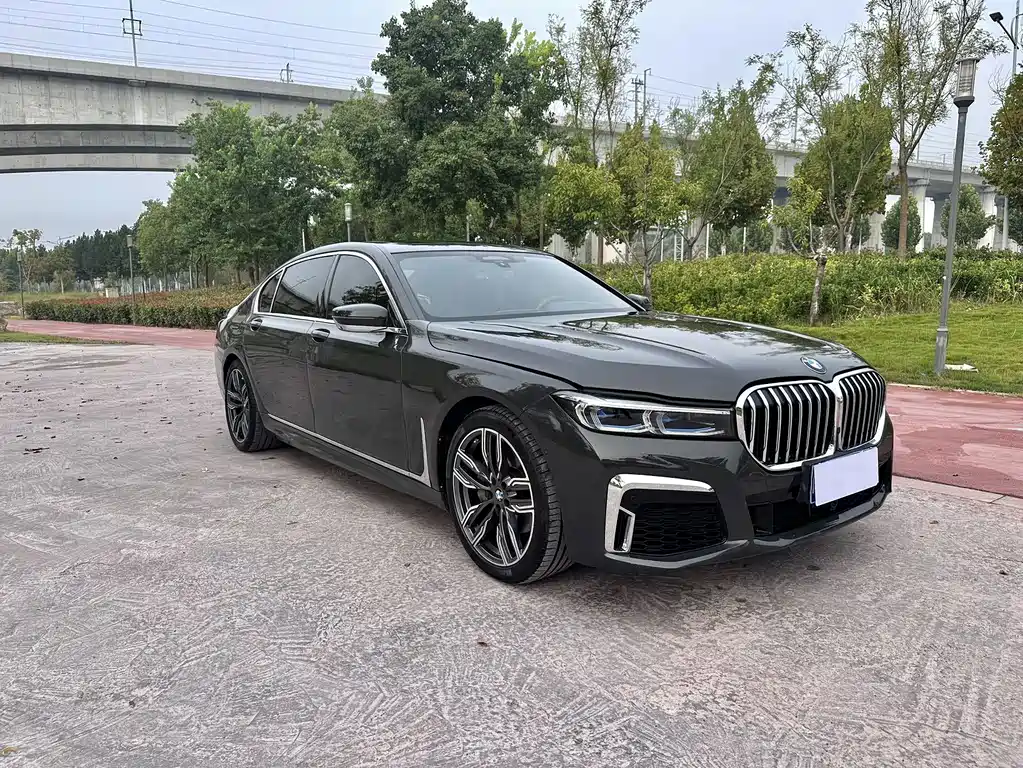 BMW 7 Series 7 2021 740Li xDrive Executive M Sport