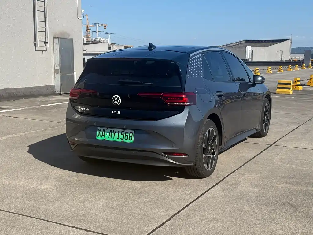 Volkswagen ID.3 — миниатюра 5