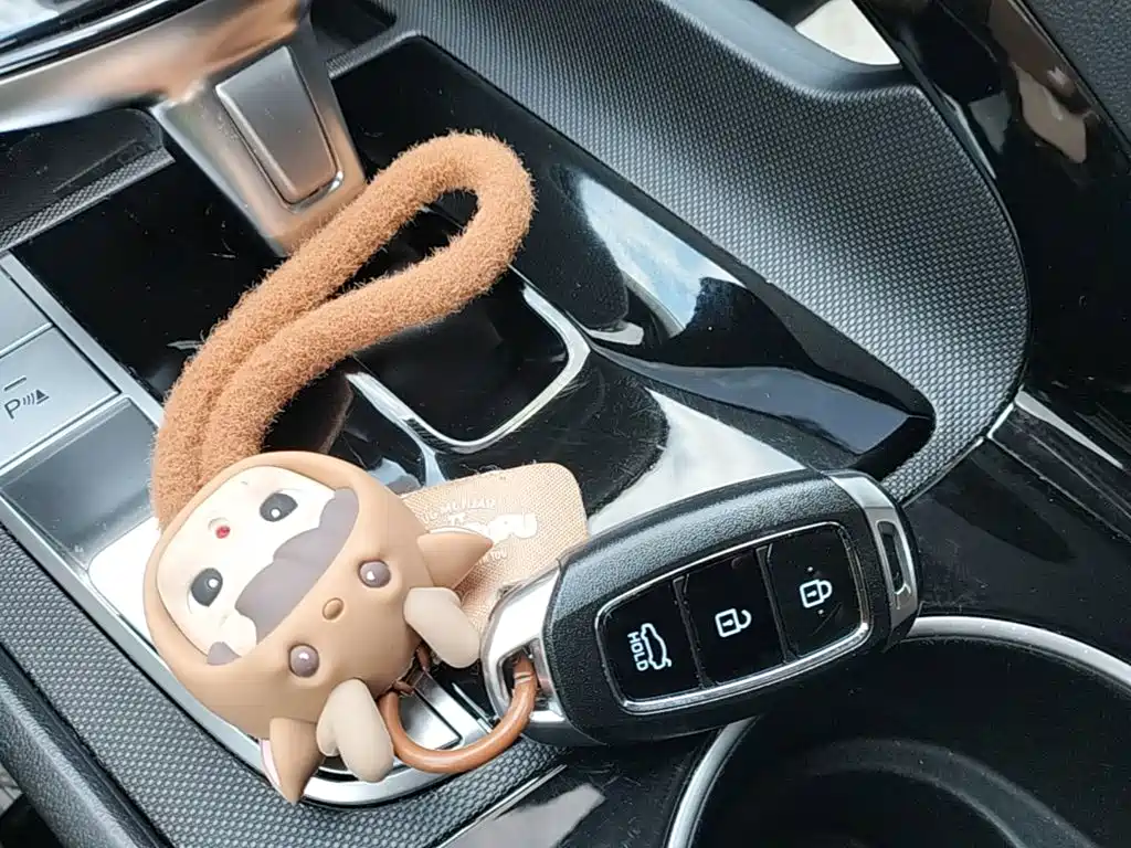 Hyundai Elantra — миниатюра 9