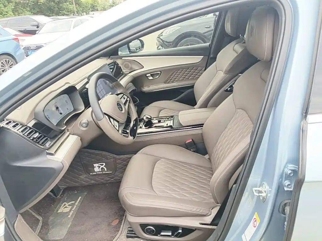 BYD Han — миниатюра 15