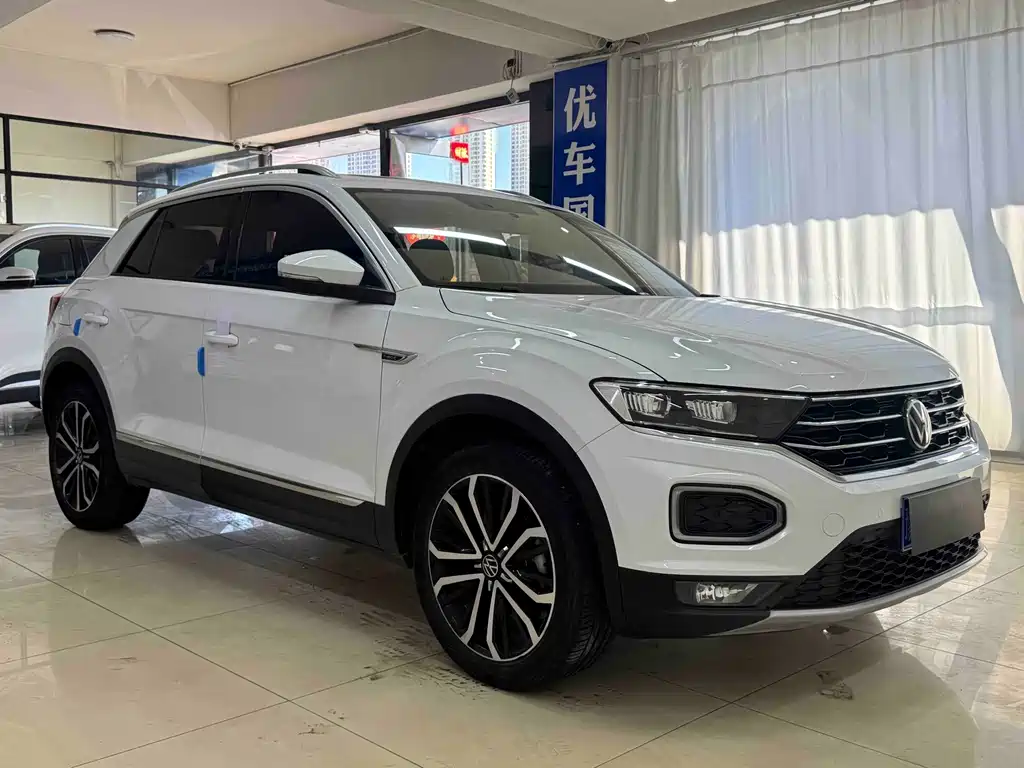 Volkswagen T-Roc — миниатюра 3