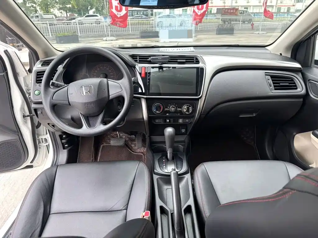 Honda City — миниатюра 10