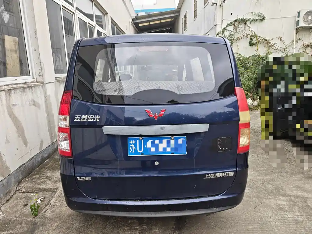 Wuling Hongguang — миниатюра 3