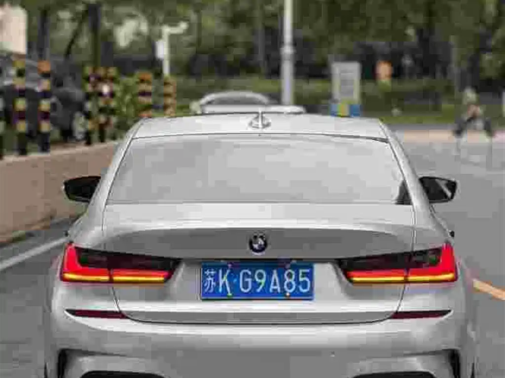BMW 3 Series — миниатюра 4