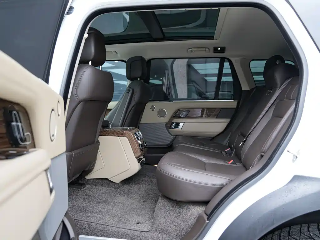 Land Rover Range Rover 2018 3.0 SC V6 Vogue Long Wheelbase