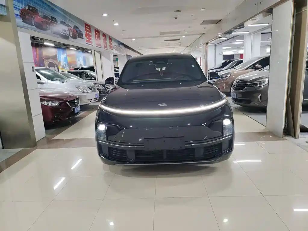 Li Auto IDEAL L8
