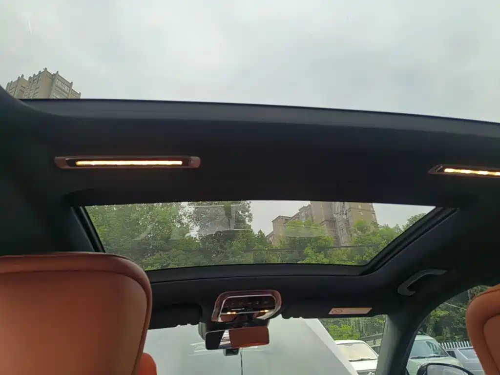 Mercedes-Benz S-Class — миниатюра 18