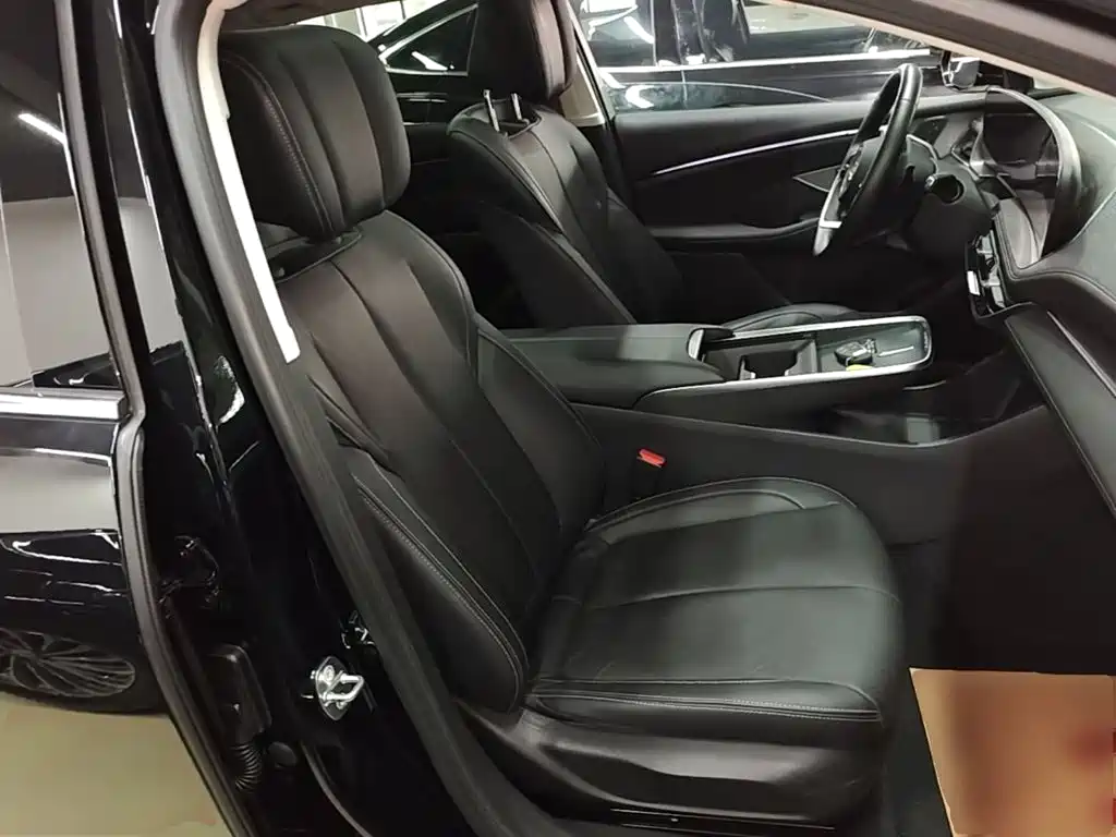 Buick LaCrosse — миниатюра 25