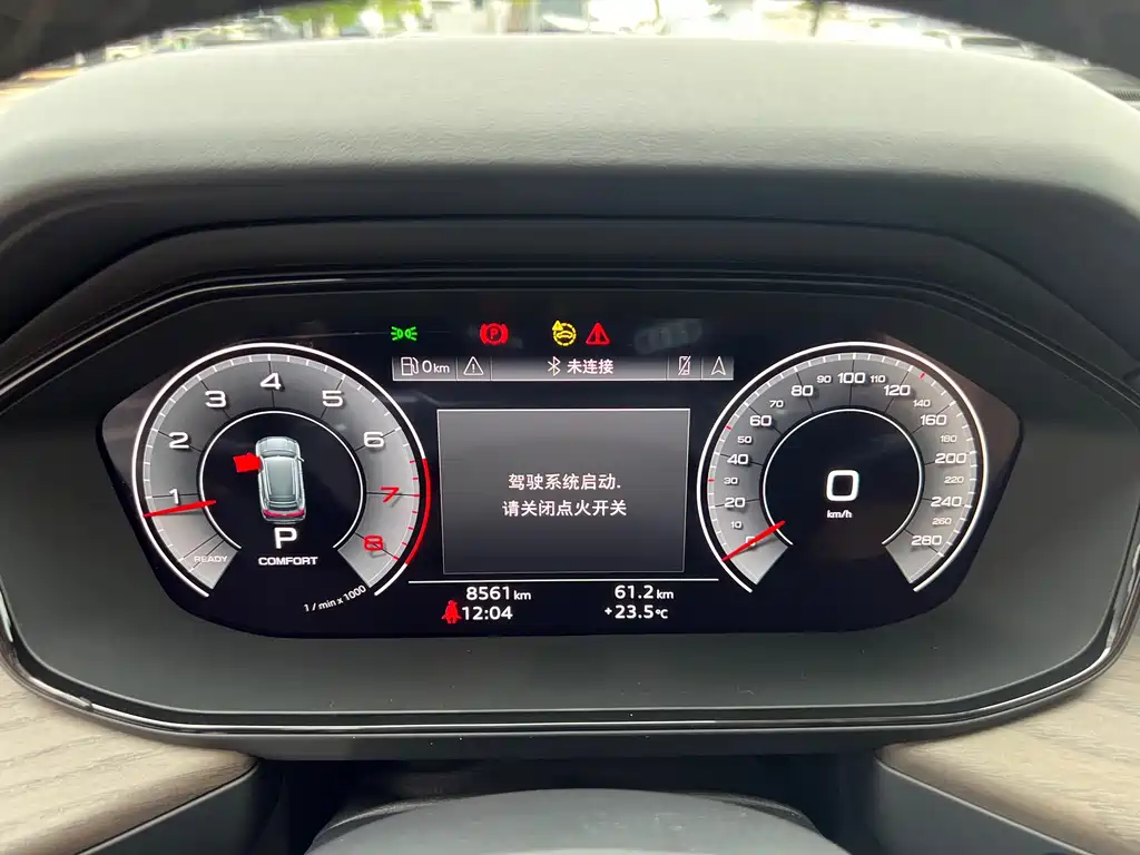 Audi Q6 — миниатюра 7