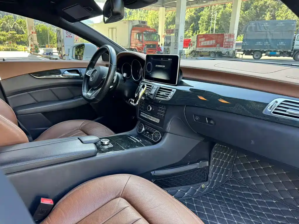 Mercedes-Benz CLS — миниатюра 15