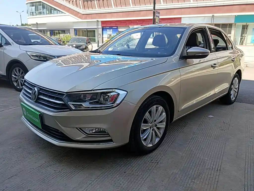 Volkswagen Bora — миниатюра 2