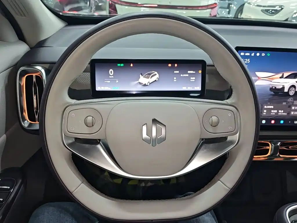 Leapmotor Leapmotor B10 — миниатюра 11
