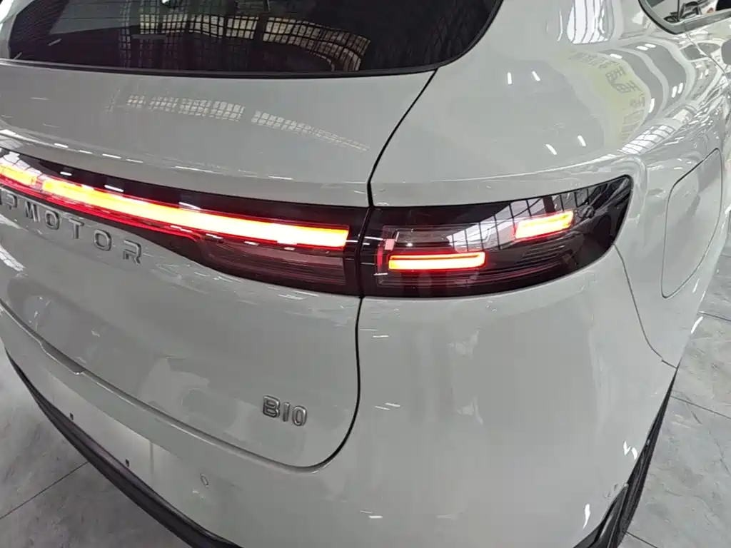 Leapmotor Leapmotor B10 — миниатюра 8