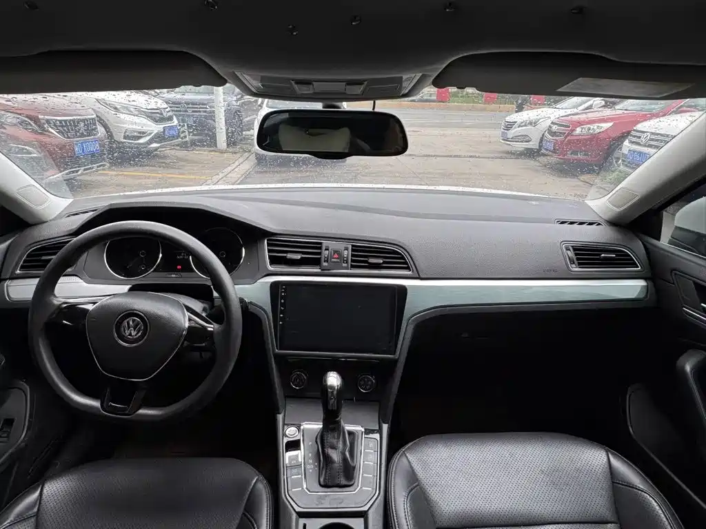 Volkswagen Lamando — миниатюра 7