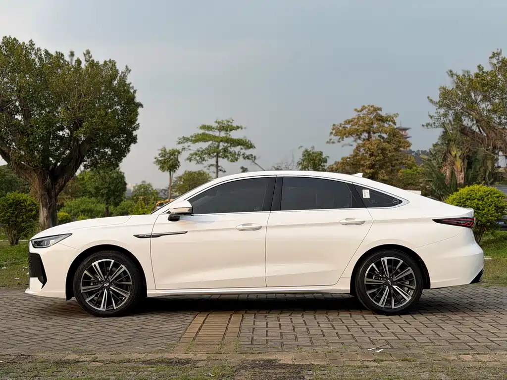 Chery Arrizo 8 PRO — миниатюра 4